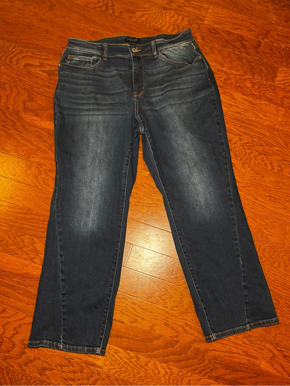 Judy Blue Women’s Plus Size 18W Dark Wash Straight Fit Jeans